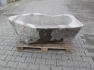 Findlingsbrunnen 140x85x50