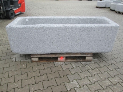 Granitbrunnen rechteckig rustikal 199x67x60