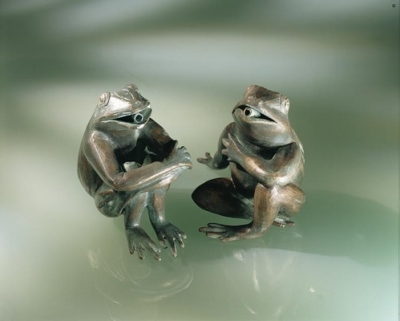 Rottenecker Bronzefigur Gute-Laune-Frosch, wasserspeiend