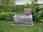 Granitbrunnen / Pflanztrog  rechteckig hellgrau 160x80x70