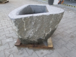 Findlingsbrunnen 85x65x48