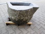 Findlingsbrunnen 85x65x48