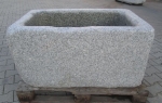 Granitbrunnen rechteckig rustikal 112x72x57