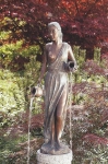 Rottenecker Bronzeskulptur Kassandra klein, wasserspeiend