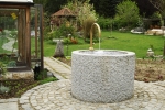 Granitbrunnen / Pflanztrog rund 70x60